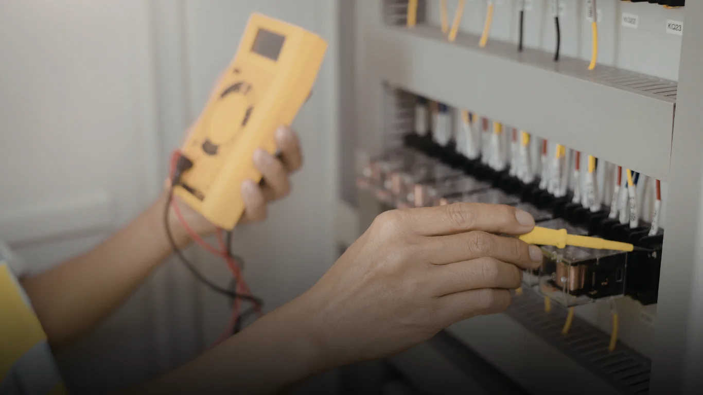 خدمات تركيب وصيانة الكهرباء في الرميثية